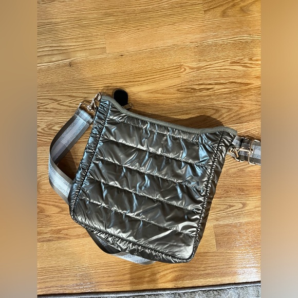 NWOT Ahdorned bag - Picture 5 of 5